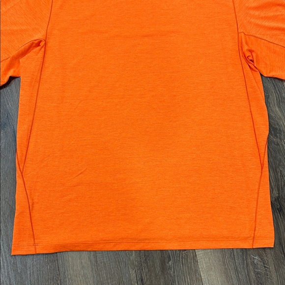 Arc’teryx orange short sleeve shirt mens size large - Picture 12 of 12